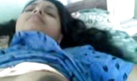 Sissy sırları Cuckold iki yabancı porn BBC boğa lanet koca kıç temizlemek