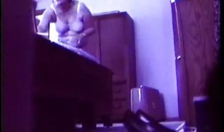 Her ikisi okulda sex izle de delikleri doldurun