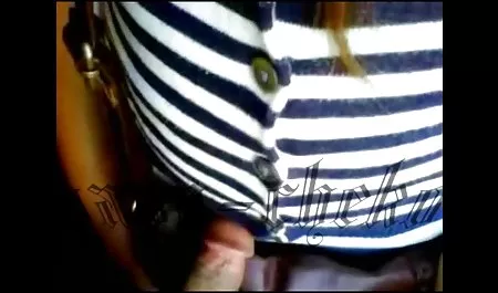 Harika köpek insan pornosu kelepçeli sarışın sürtük Viktoria guy ass