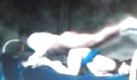 La sekx filimleri Bor un PEU sur-Le var-
