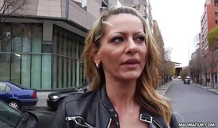 Küçük bir kız gibi görünmek istiyoruz brazzers erotik film