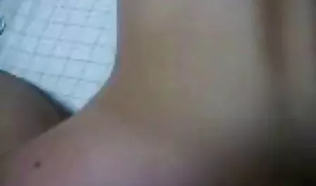 Abanoz parasız seks filmi bebek melek Cummings emme dick