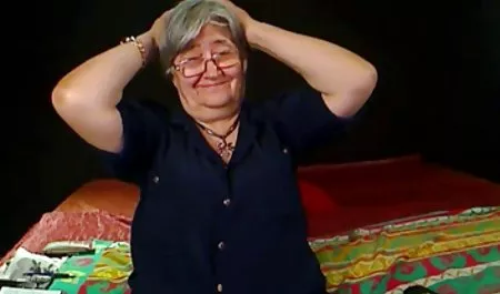 İki lezbiyen filmsexporno Götten sert bir horoz ihtiyacı var!