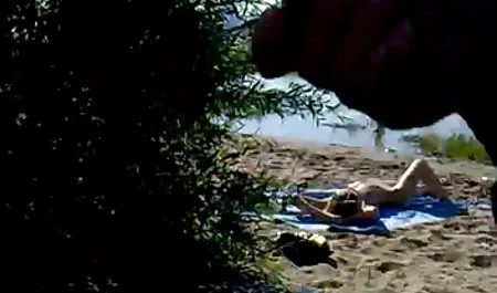 Crotchless en güzel erotik film izle dantel iç çamaşırı benim kedi ile oynarken giymek için