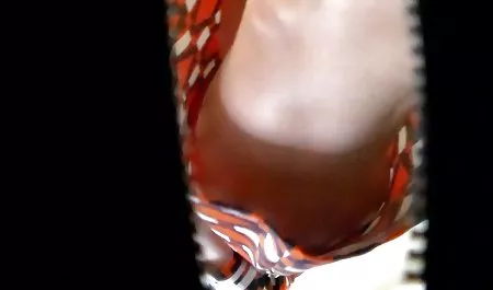 Doğal güzel mücevherler için kolay bir görev olan sekreter sikis