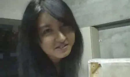Curvy kız webcam türkçe altyazılı sex izle oynuyor