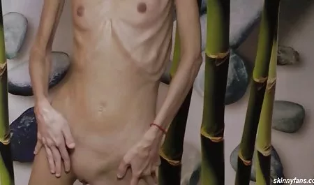 Güzellik MİLF sexs filimleri karısı Bi-Bi si tarafından becerdin-